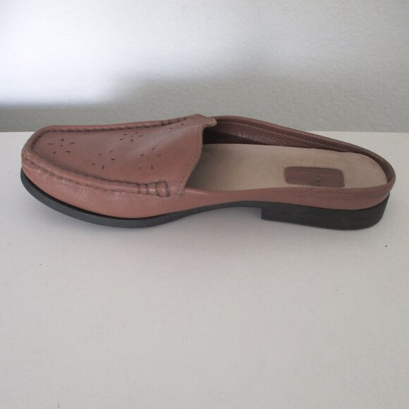 Duck Horn Womens Tan Leather Flat Loafer Mule - Size 8M - Picture 6 of 9